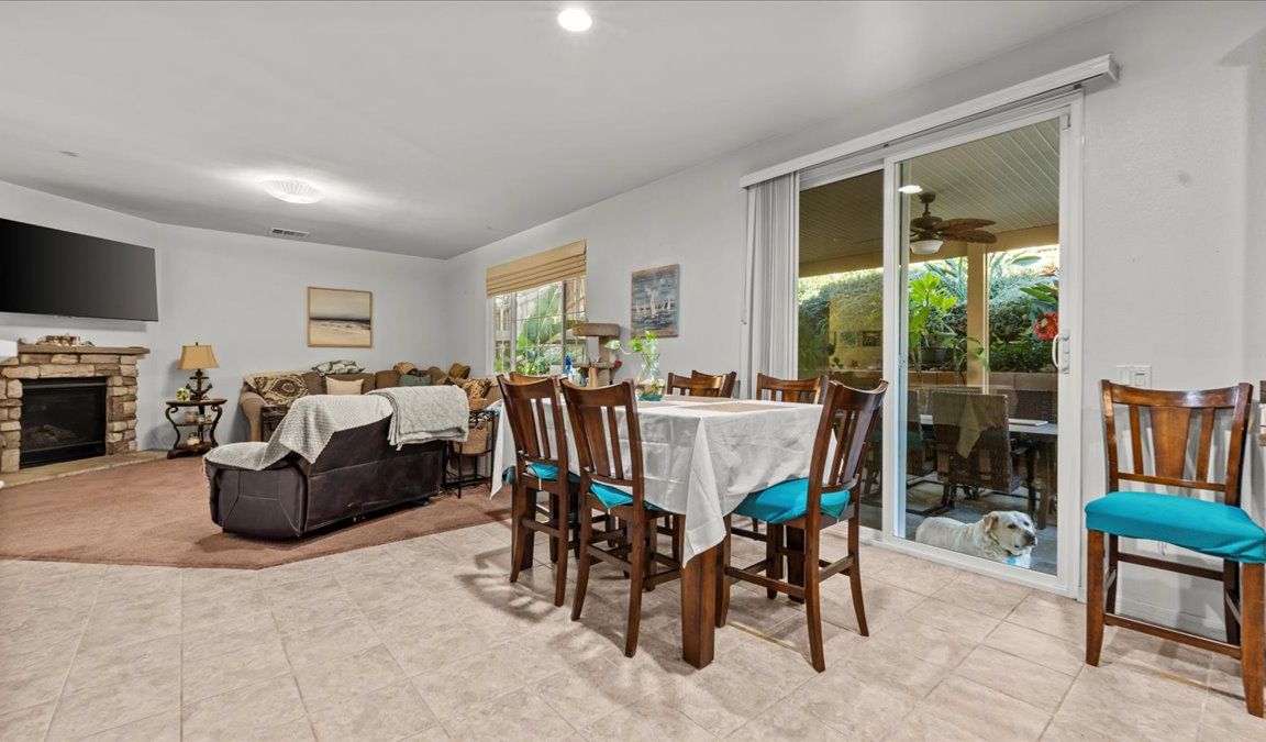 next background image