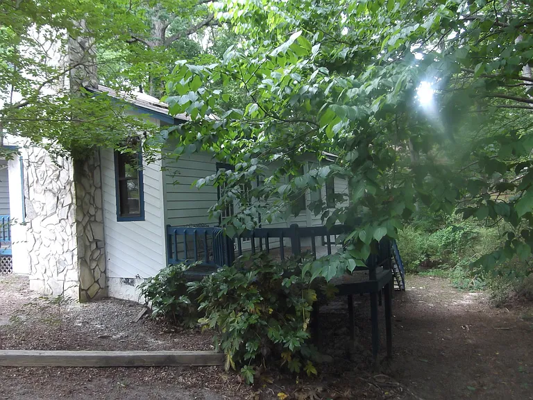 495 Stiles Pl — Photo 5