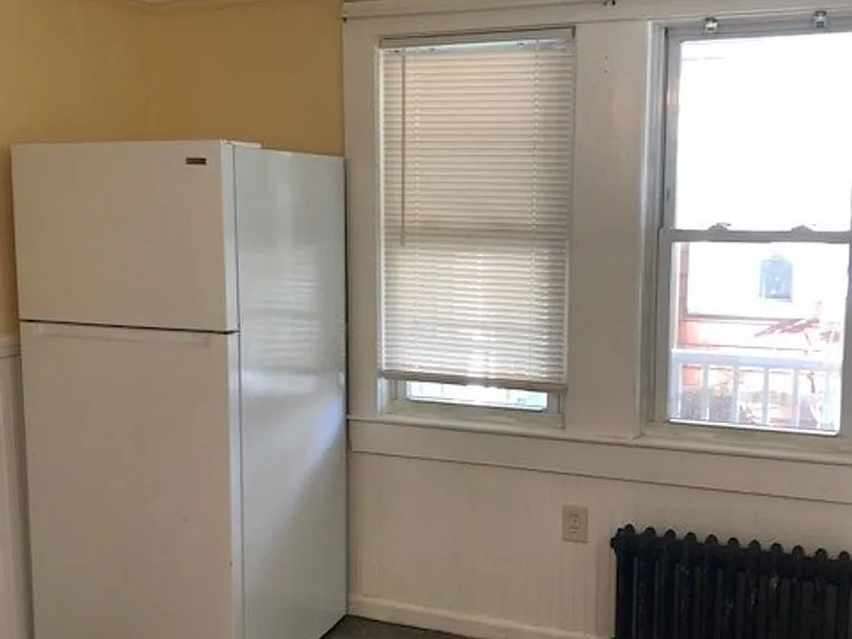 78 South St — Photo 17