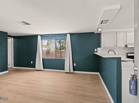 5th image of 2715 S HORTON Drive