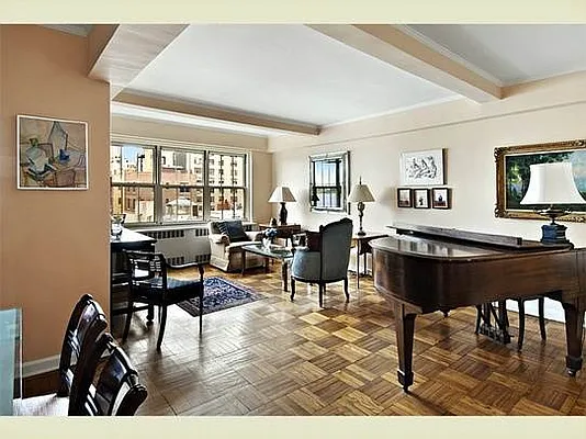 Sold by Stribling | media 27