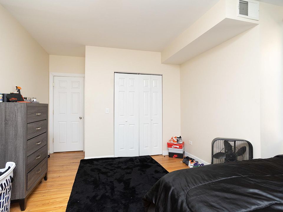 1st image of 5150 N Avers Ave APT 1
