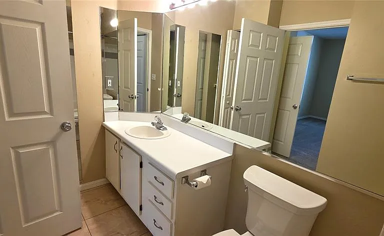 5618 Pinnacle Heights Cir #211 — Photo 25