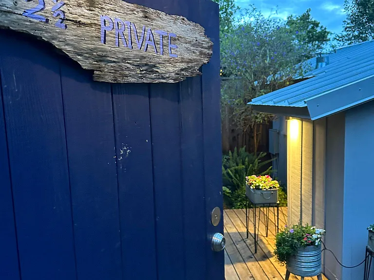 2 Vizcaino NW — Photo 23