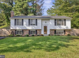 13002 Old Chapel Rd, Bowie, MD 20720