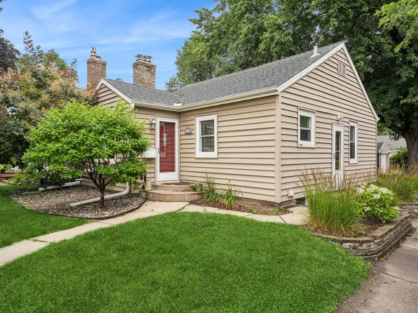 6057 Clinton Ave, Minneapolis, MN 55419