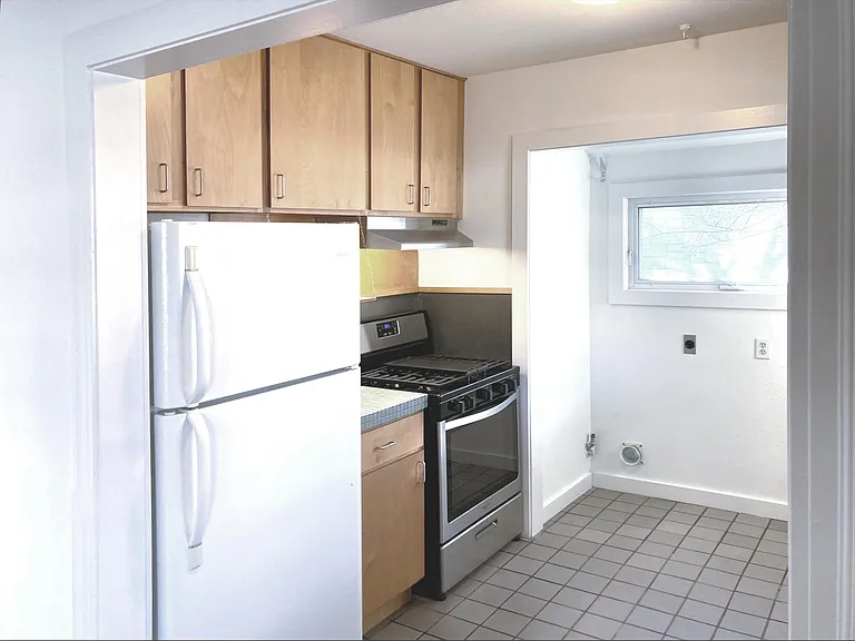 1003 Ruth Ave #B — Photo 6