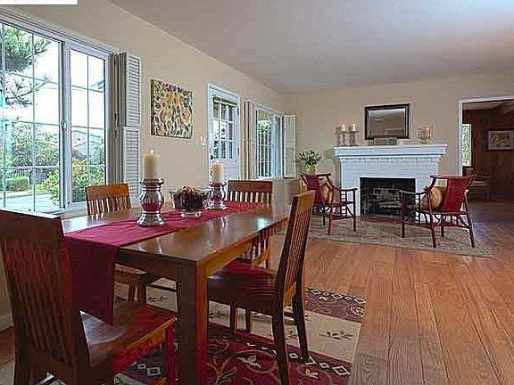 2nd image of 736 Ashbury Ave