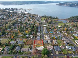 1426 S Brookside Ter, Tacoma, WA 98465