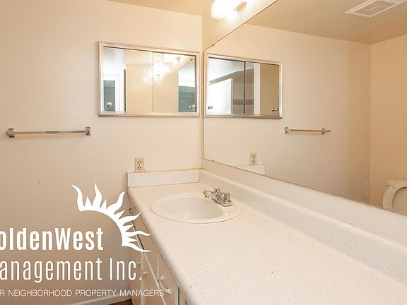 3rd image of 910 E Marlette Ave APT 11