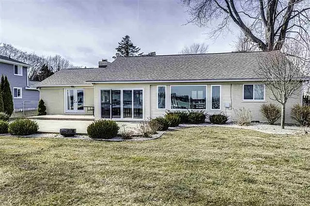 7505 River Rd photo 1