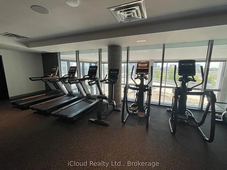 5 Wellington St S #202 — Photo 13