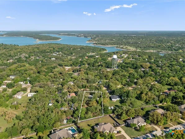 27 Briarwood Rd, Morgans Pt Resort, TX 76513