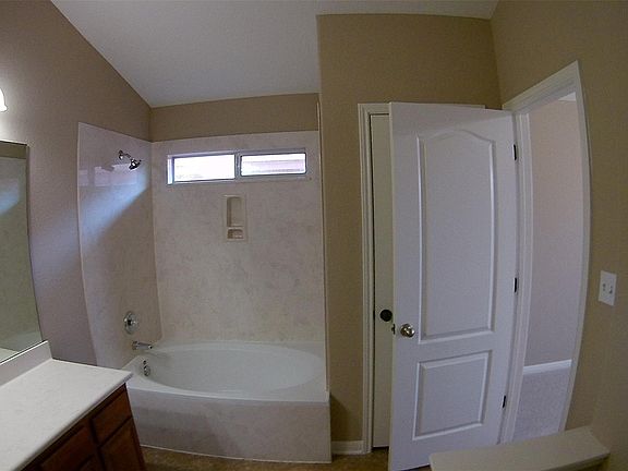 5th image of 3304 Wickham Ln