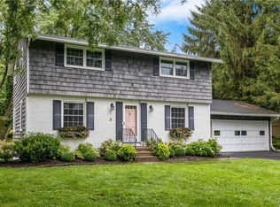 103 Rosewell Mdw, Syracuse, NY 13214