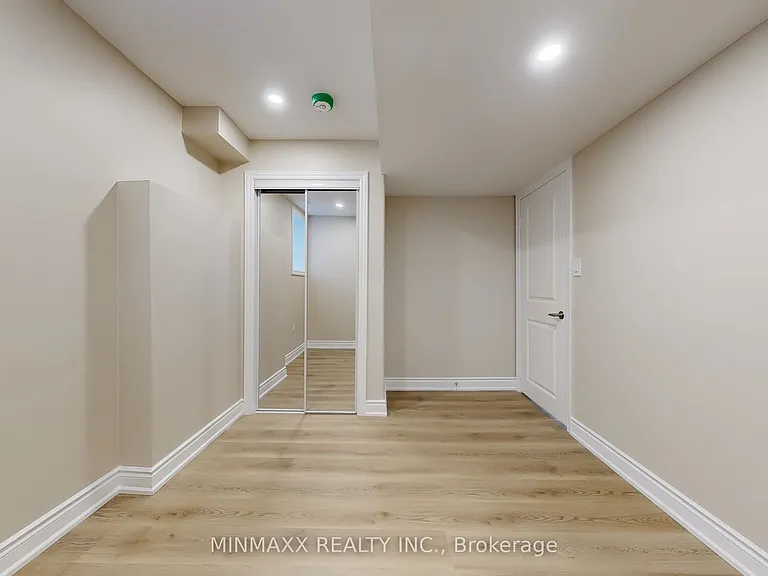 465 Thornborrow Ct — Photo 22