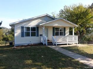 318 W Kingston St, De Soto, MO 63020