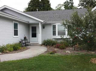 W199S8334 Woods Rd, Muskego, WI 53150