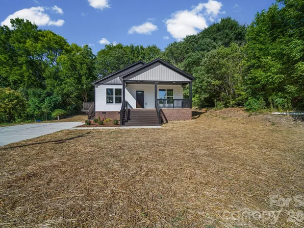 993 13th St, Lancaster, SC 29720