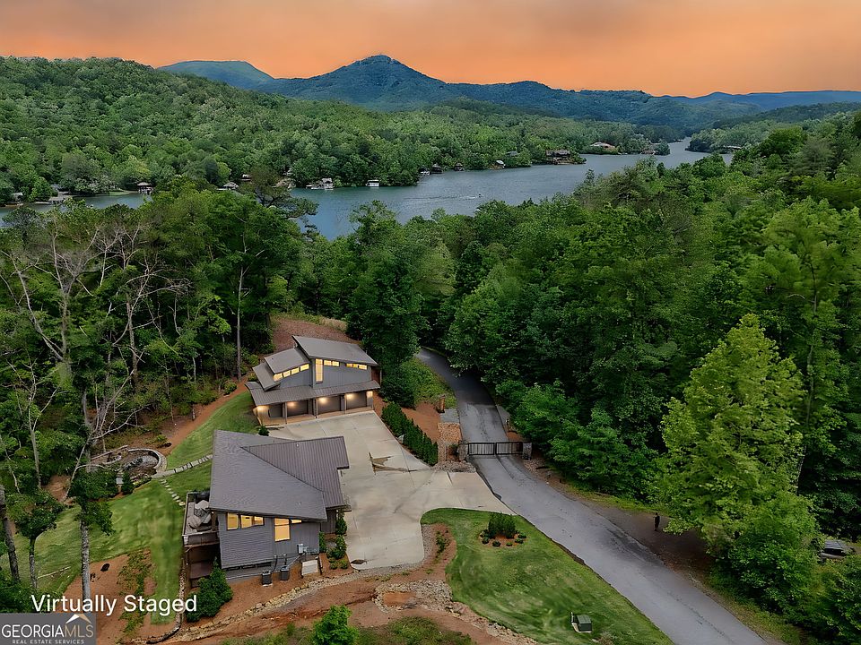 1st image of 132 Summit Ridge Dr
