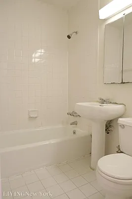 Rented by Living New York | media 22