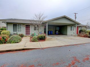 2546 Redwood Ave, Grants Pass, OR 97527