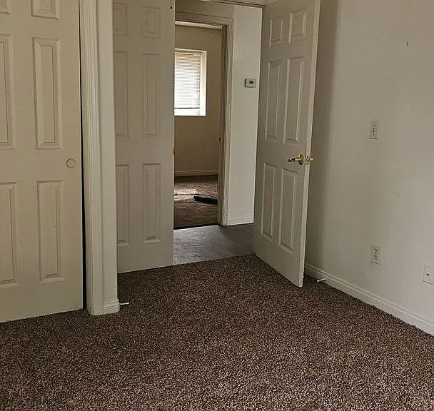 723 Spring Meadow Ct — Photo 4