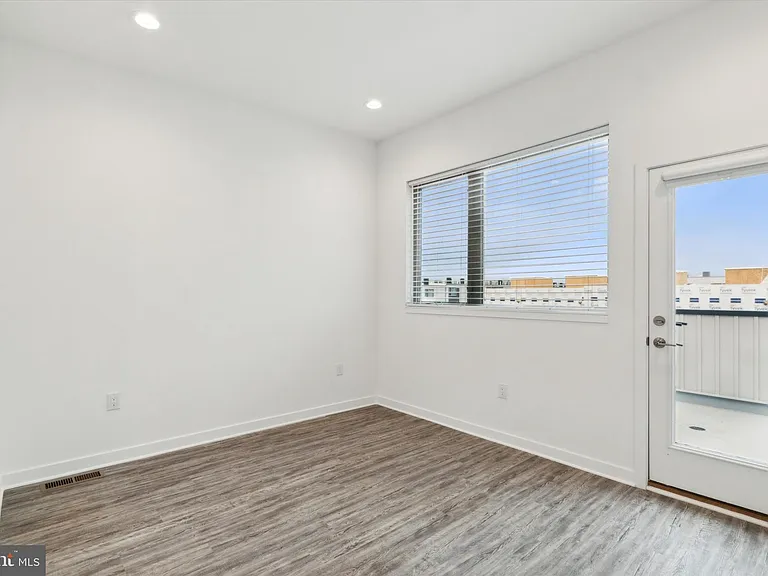 3007 Riseview Ln — Photo 12