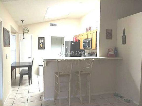 4th image of 8200 Neptune Beach Ave