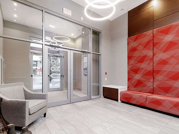 5th image of 4083 Cambie St #203