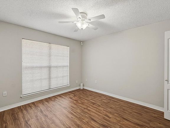 5th image of 4206 Shadow Ln