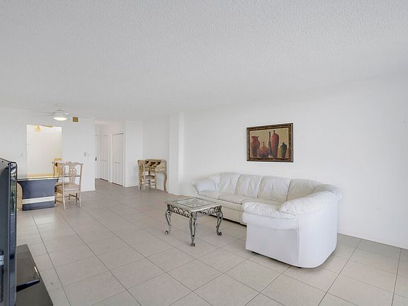 5th image of 1200 Marine Way #407