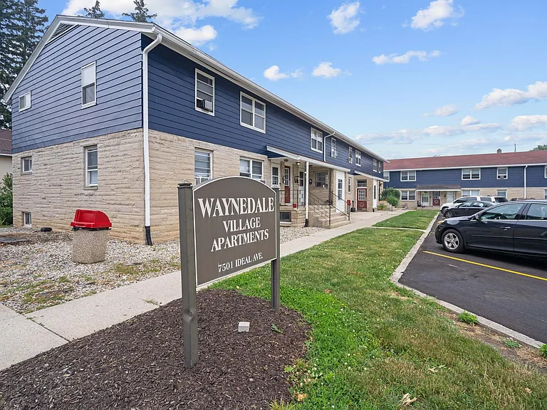 3202 McArthur Dr — Photo 23
