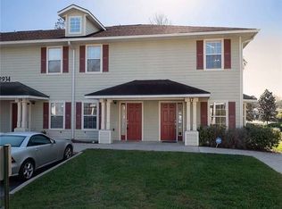 2934 SW 35th Pl APT 18, Gainesville, FL 32608