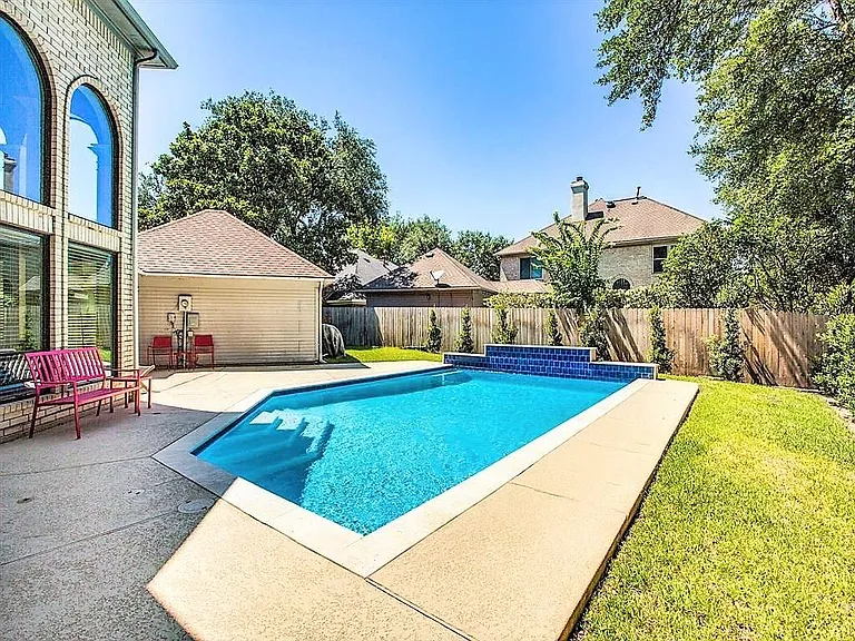 14202 Scarborough Fair St — Photo 39
