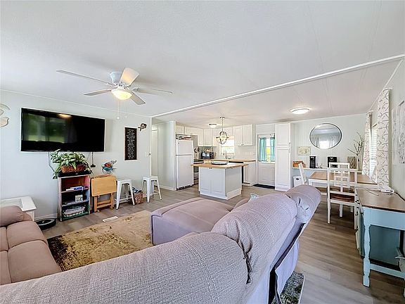 3rd image of 8207 ARCHIE STREET