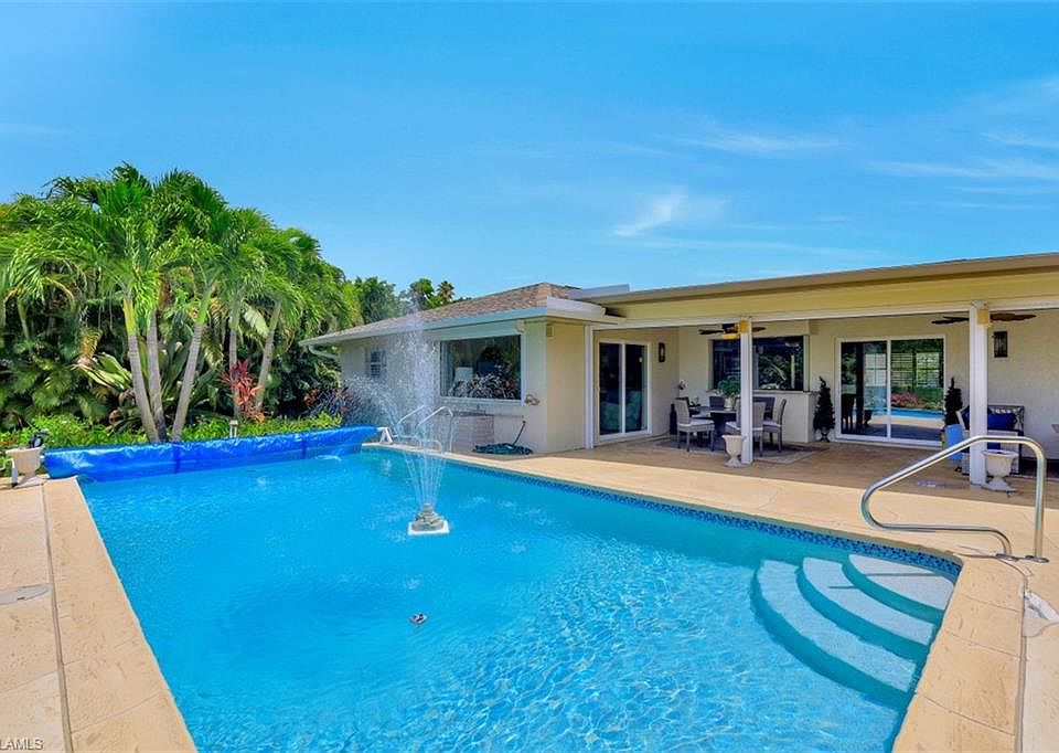 1st image of 2761 Longboat Dr