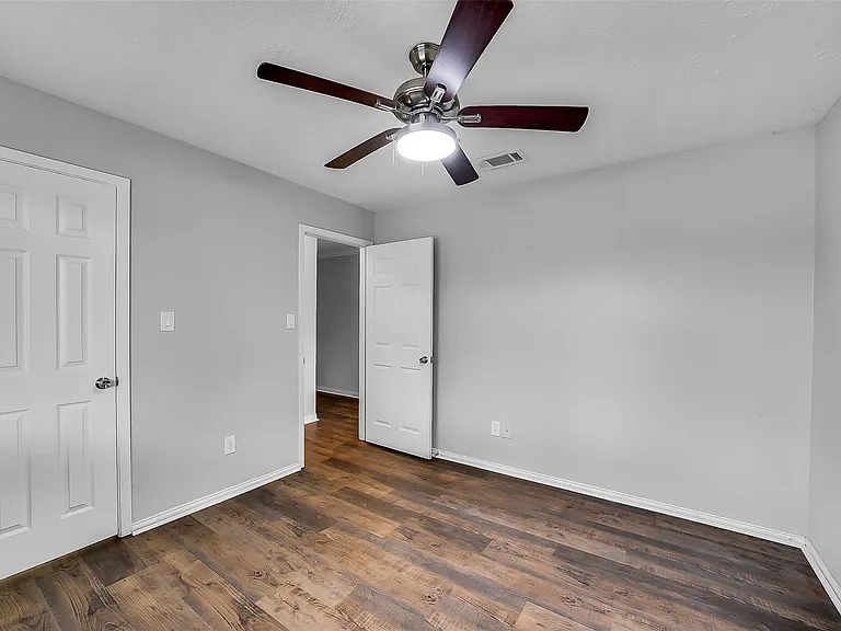 13618 Piney Oaks Dr — Photo 26