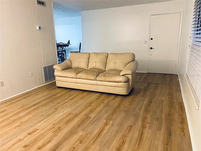5467 Hansel Ave #H-15 — Photo 11