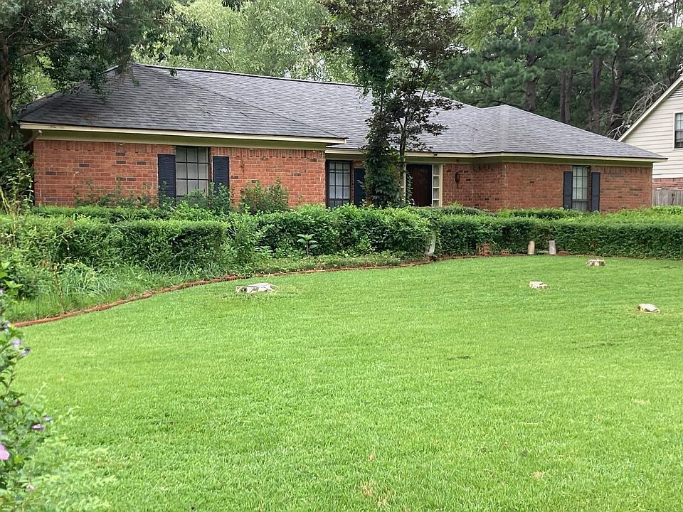 1st image of 8020 Sunny Creek Dr