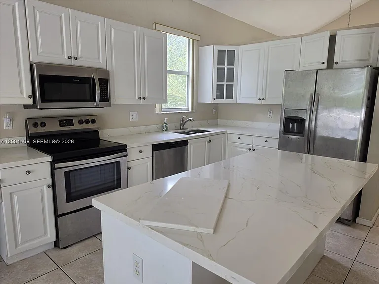 16801 SW 49th Ct — Photo 14