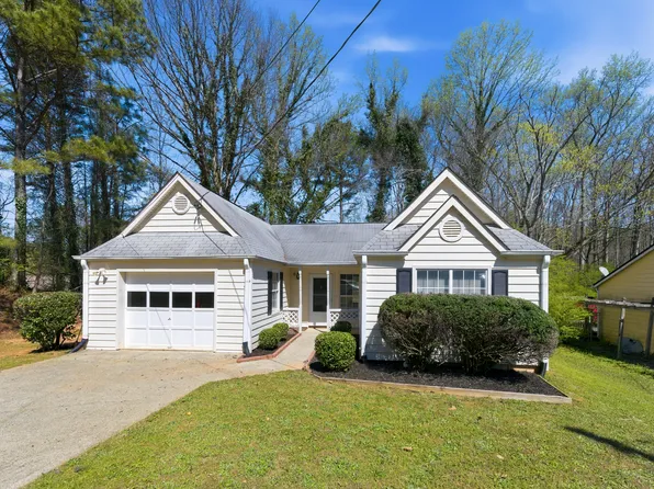 201 Colony Springs Dr, Woodstock, GA 30188