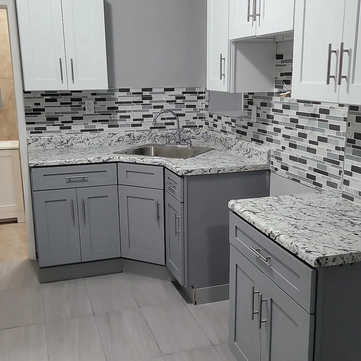 2 bed, $1,800 — Photo 3