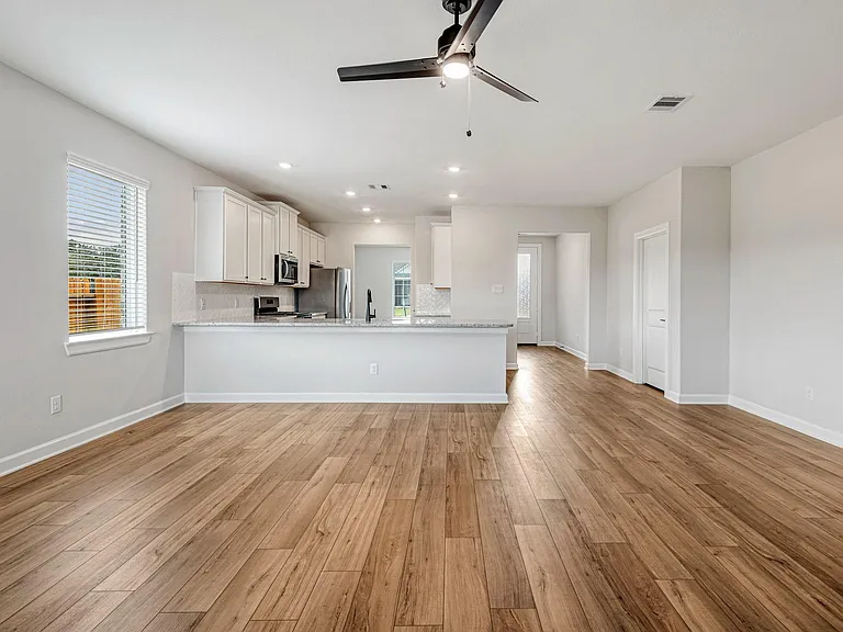 15658 Honey Cove Dr — Photo 11