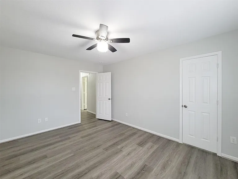 3602 Zephyr Glen Way — Photo 35