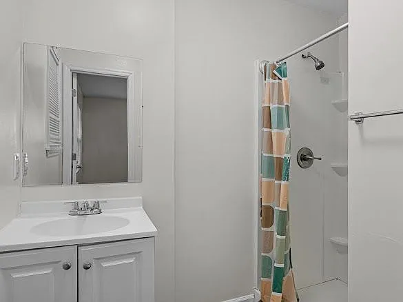 509 Ashmore Rd — Photo 14