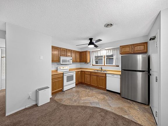 2nd image of 1903 Greenview Pl SW APT 1