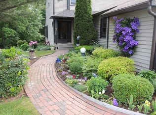 23 Highfield Rd #A, Charlton, MA 01507