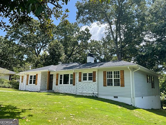 2nd image of 243 Mountain View Dr