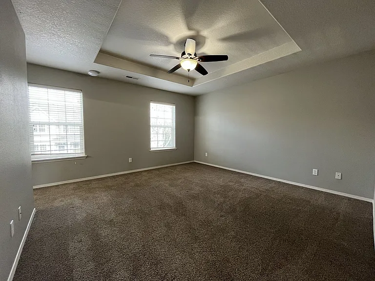 6262 NE Chestnut St — Photo 28